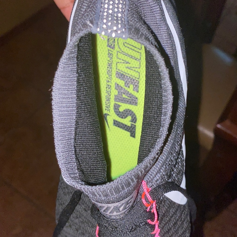 Nike Shoes run fast - Picture 6 of 6